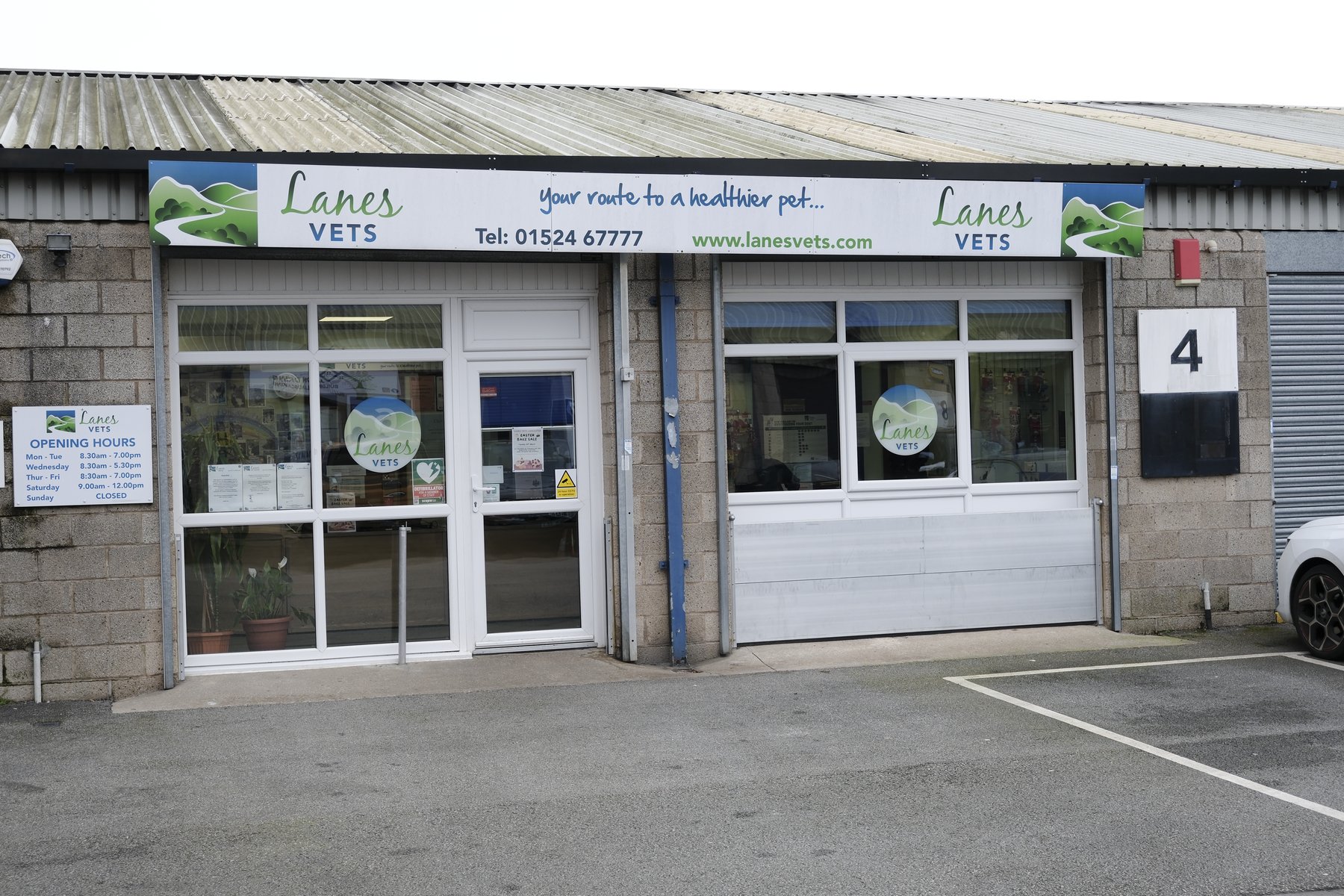 Lanes Vets Lancaster branch